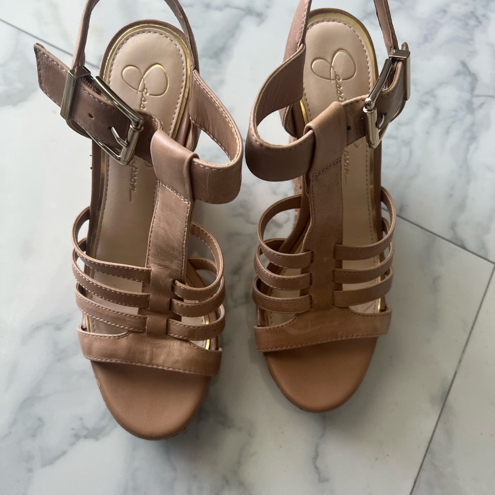 Women’s platform shoes